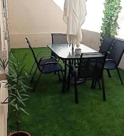 度假居 Conde De La Encina Patio Y Aparcamiento *